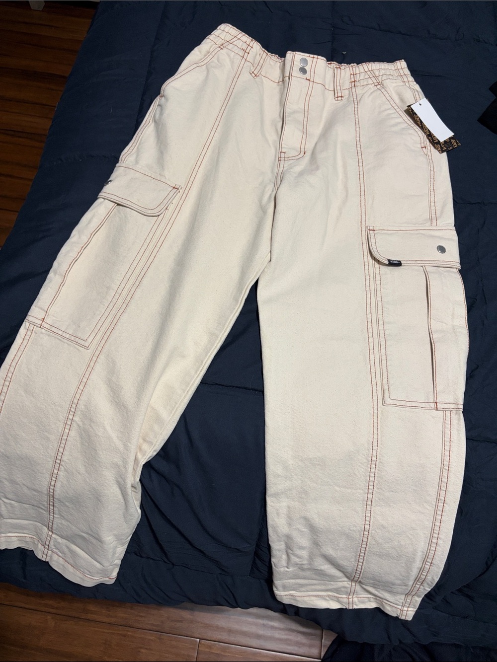 NWT Vans Cream Cargo Pants with Contrast Stitching